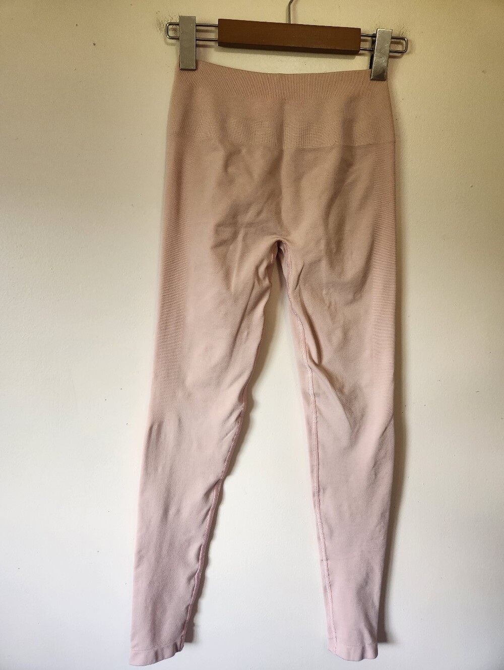 Alphalete Amplify Scrunch Seamless High Waisted Leggings Blush Pink Size Small